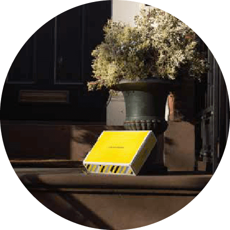 Illustration explaining Cleverman shipping and refunds policy